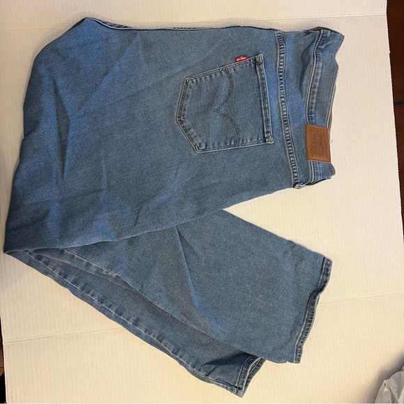 Levi Strauss 311 Shaping Skinny Jeans - Picture 3 of 4